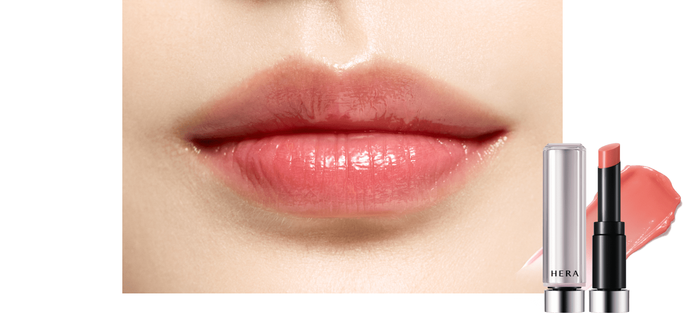 A model's lips using HERA New Sensual Nude Balm #279 MOODY