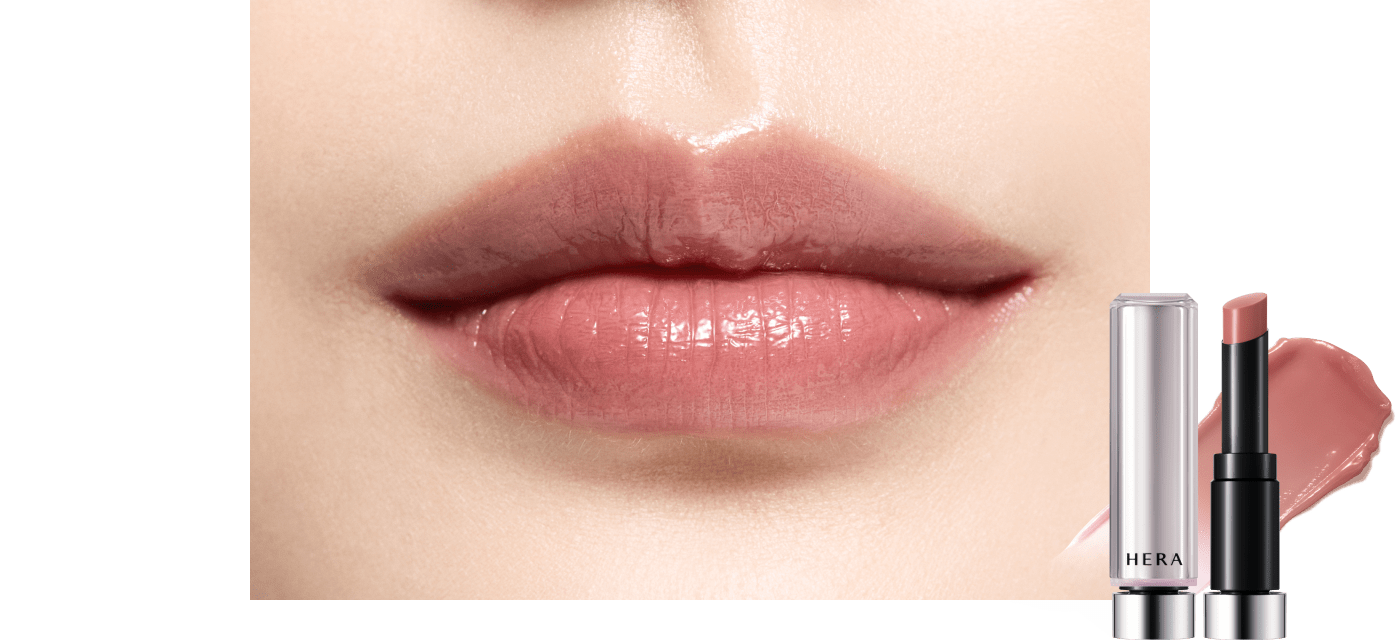 A model's lips using HERA New Sensual Nude Balm #470 HAZELWOOD