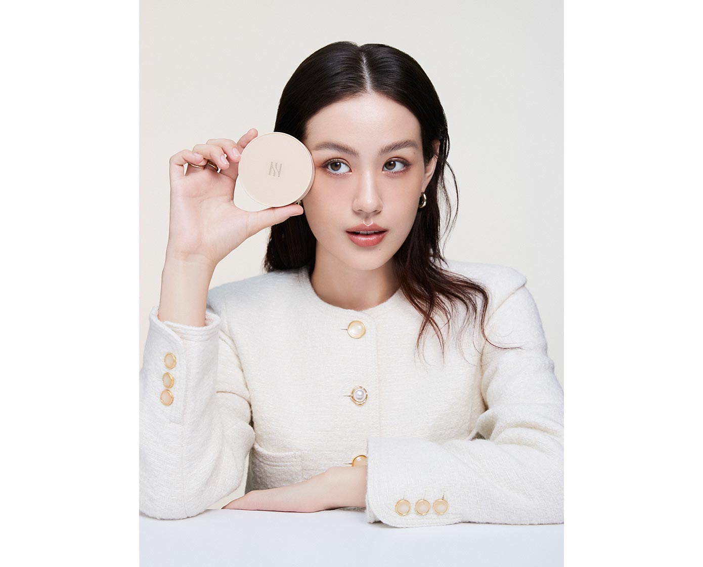 SKIN RADIANT GLOW CUSHION Lookbook 5 (크게 보기)