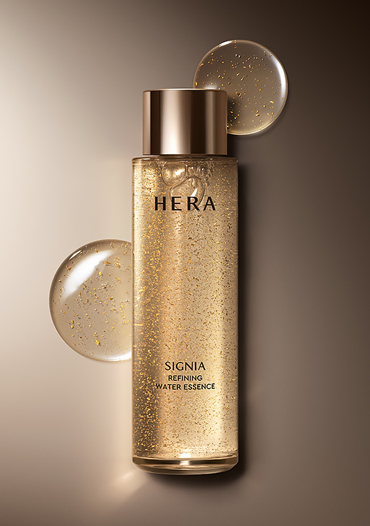 시그니아 리파이닝 워터 에센스 제형과 본품 정면 컷