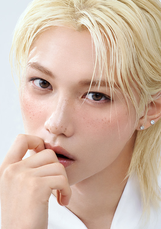 리플렉션 리퀴드 블러쉬 디테일 컷 1