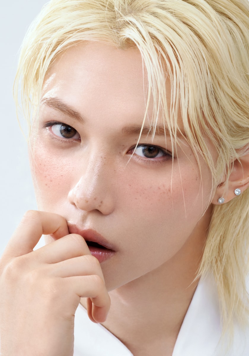 헤라 리플렉션 리퀴드 블러쉬  이미지 란제리 모델 필릭스 컷