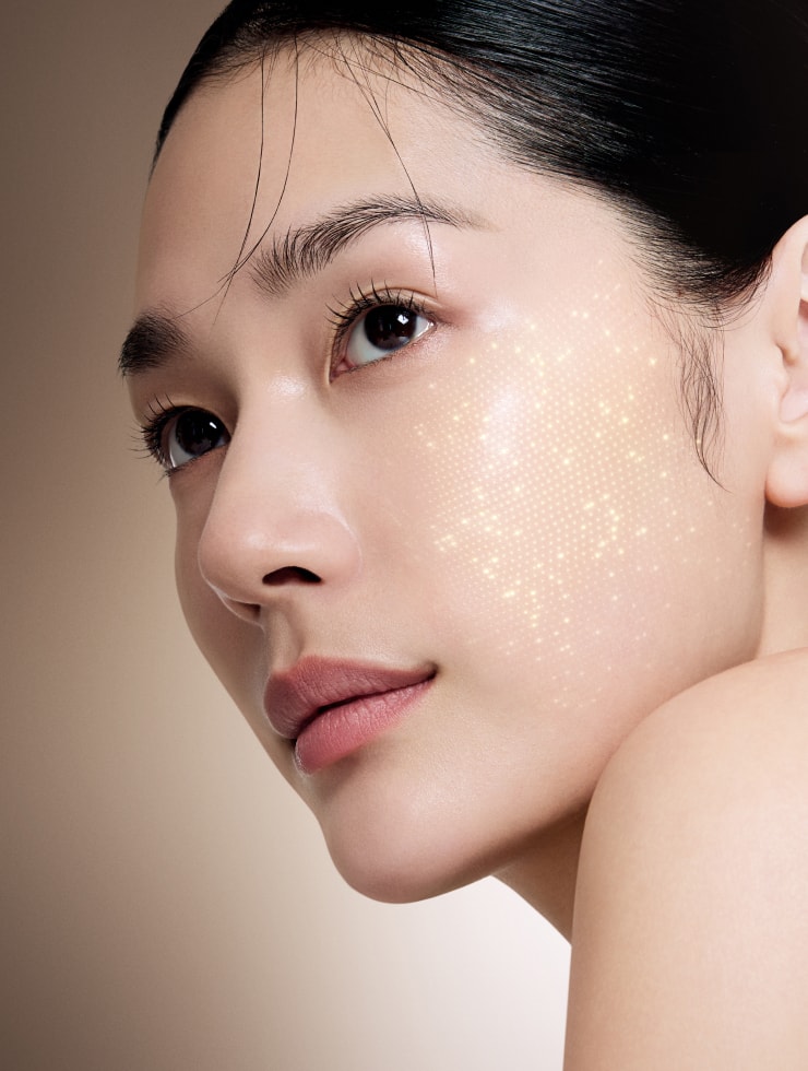 헤라 시그니아 라인 피부 탄력 강조 모델 컷