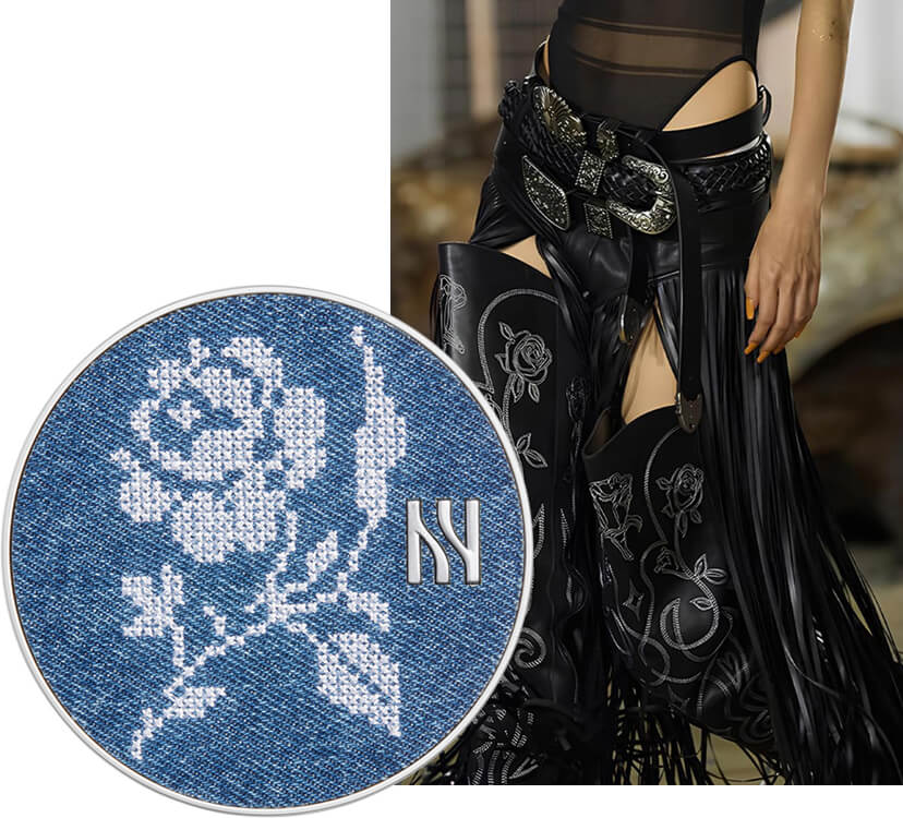 헤라 마크공 컬렉션 쿠션 케이스 누끼 컷, 마크공 런웨이를 하고 있는 모델 하체 컷